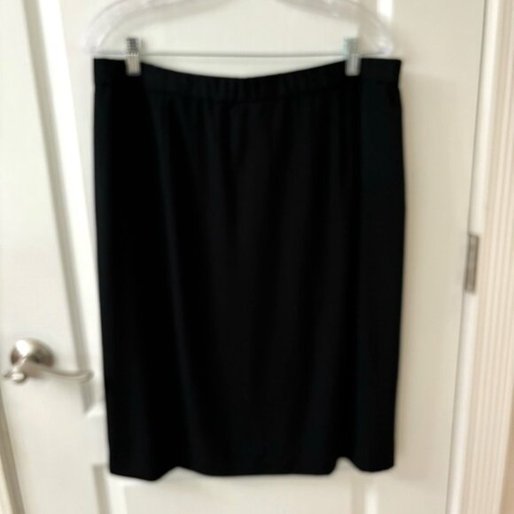 Brownstone Studio 2-Piece Black Dress, PXL - Picture 4 of 8